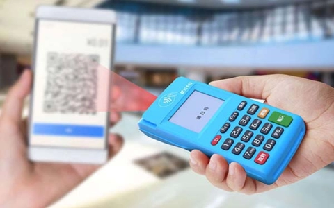 拉卡拉POS机如何给商户变更结算卡或费率相关信息